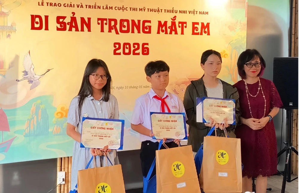 Hà Nội: Thiếu nhi lan tỏa tình yêu di sản qua hội họa - Ảnh 2.