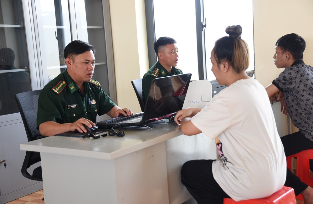 ASEAN tăng cường cuộc chiến chống tội phạm mạng và lừa đảo trực tuyến - Ảnh 2. ASEAN tăng cường cuộc chiến chống tội phạm mạng và lừa đảo trực tuyến - Ảnh 2.