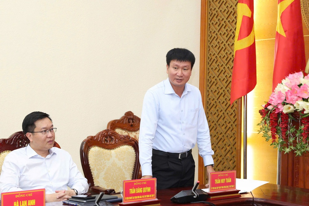 Agribank trao tặng 5 tỷ đồng an sinh xã hội tại Ninh Bình - Lan tỏa trách nhiệm cộng đồng, kiến tạo phát triển bền vững - Ảnh 2.