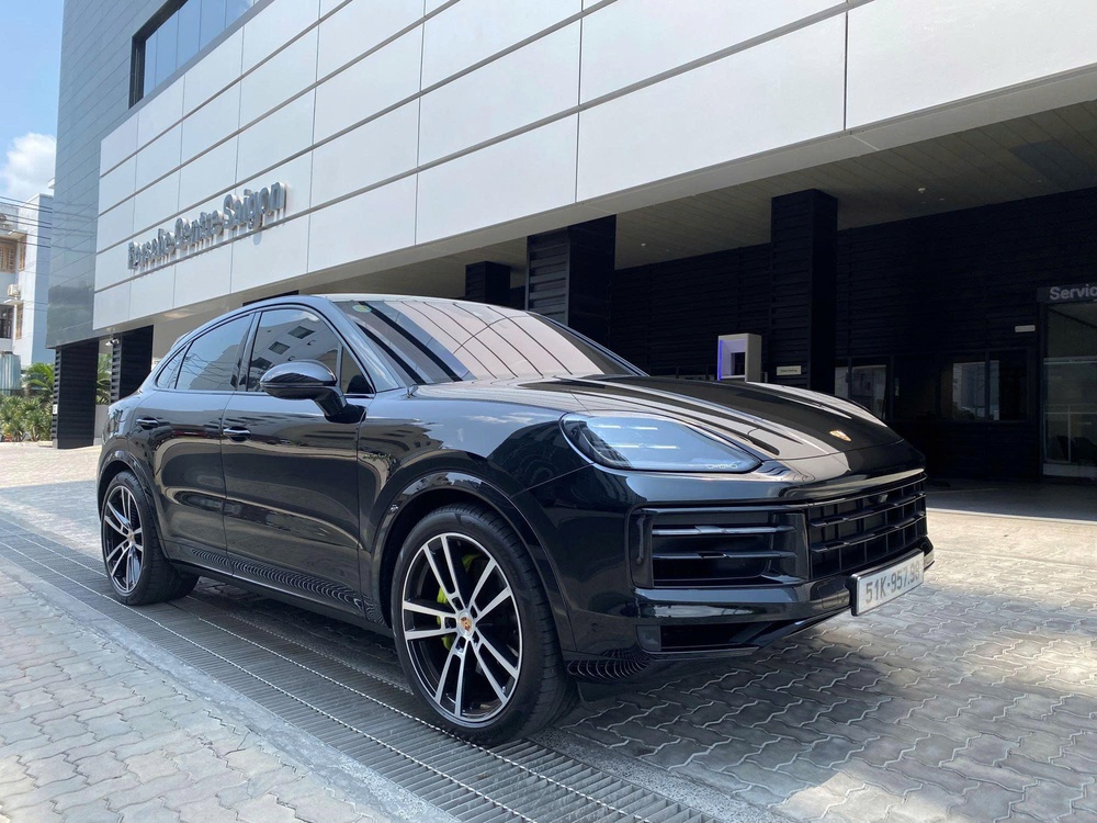 Cayenne e-Hybrid Coupe- một trải nghiệm khi thế giới đổi thay - Ảnh 1.