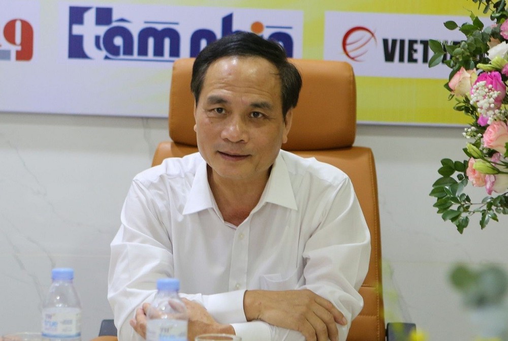 Đẩy mạnh chuyển đổi số toàn diện - Ảnh 1.