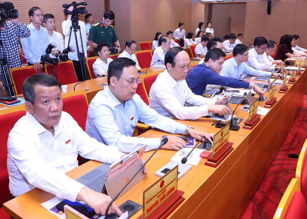 Hà Nội bầu bổ sung 2 Phó Chủ tịch UBND thành phố - Ảnh 7.