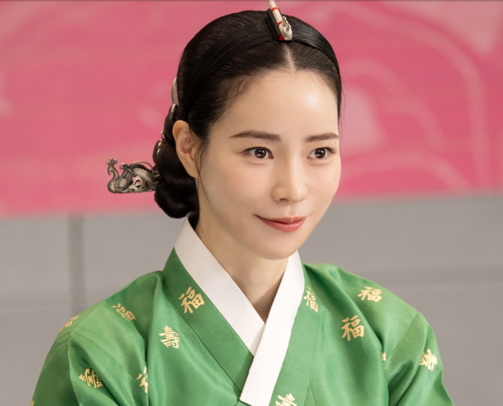 Phim Hàn "My Royal Nemesis" mở màn bùng nổ trên Netflix toàn cầu - Ảnh 4.
