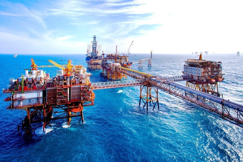 Ba đột phá chiến lược - nền tảng thúc đẩy tăng trưởng nhanh và bền vững - Ảnh 3. Ba đột phá chiến lược - nền tảng thúc đẩy tăng trưởng nhanh và bền vững - Ảnh 3.