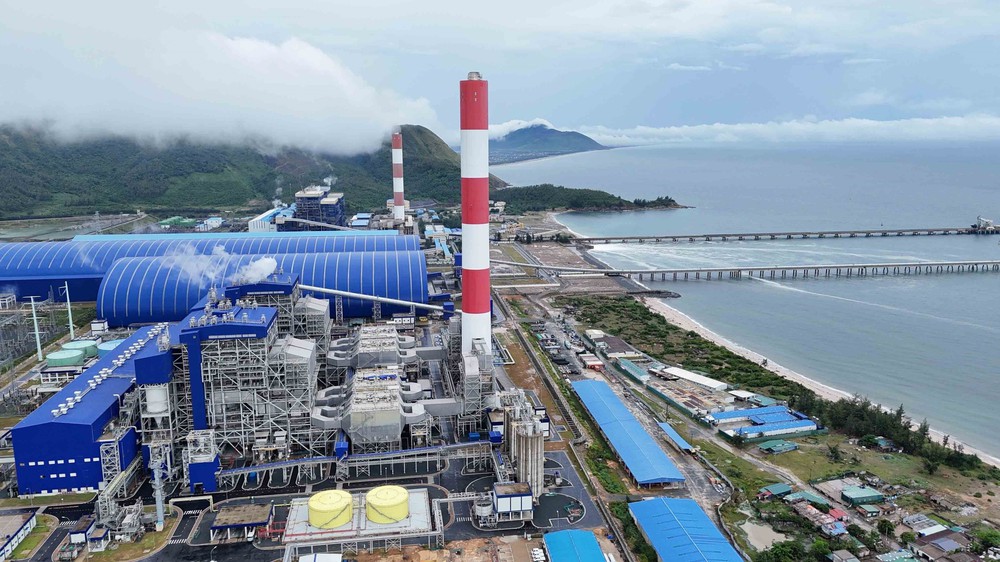Ba đột phá chiến lược - nền tảng thúc đẩy tăng trưởng nhanh và bền vững - Ảnh 2. Ba đột phá chiến lược - nền tảng thúc đẩy tăng trưởng nhanh và bền vững - Ảnh 2.