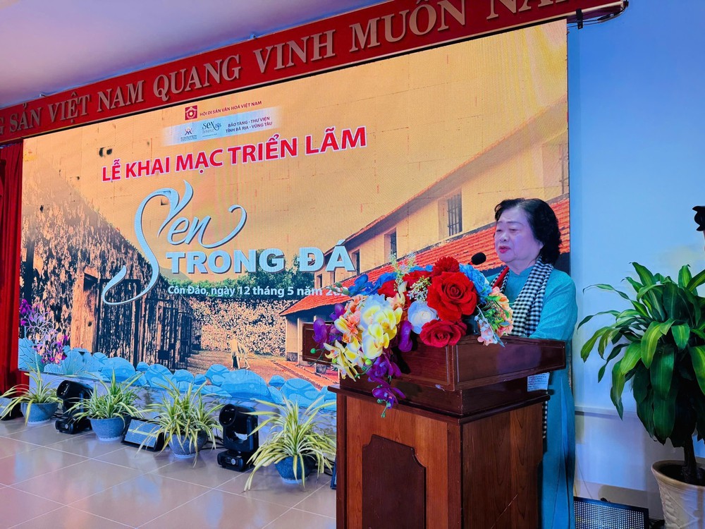 Triển lãm “Sen trong đá”: Tôn vinh vẻ đẹp kiên trung của các nữ tù chính trị tại Côn Đảo - Ảnh 2.
