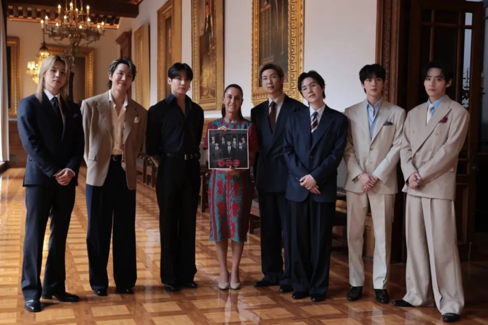 BTS tạo cơn sốt K-pop chưa từng có tại Mexico - Ảnh 6. BTS tạo cơn sốt K-pop chưa từng có tại Mexico - Ảnh 6.