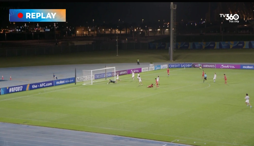 TRỰC TIẾP bóng đá Việt Nam vs UAE: Văn Dương ghi bàn (H2, 2-1) - Ảnh 3.