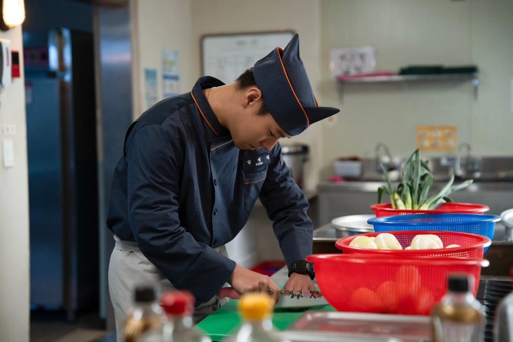 “The Legend of Kitchen Soldier” vượt phim Netflix, dẫn đầu độ mong chờ K-Drama trước giờ lên sóng - Ảnh 5.