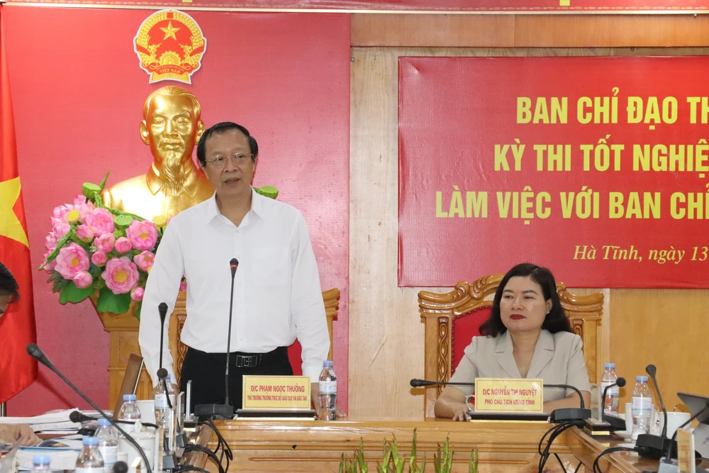 Kỳ thi tốt nghiệp THPT 2026: Ban Chỉ đạo thi quốc gia kiểm tra công tác chuẩn bị tại Hà Tĩnh - Ảnh 1.