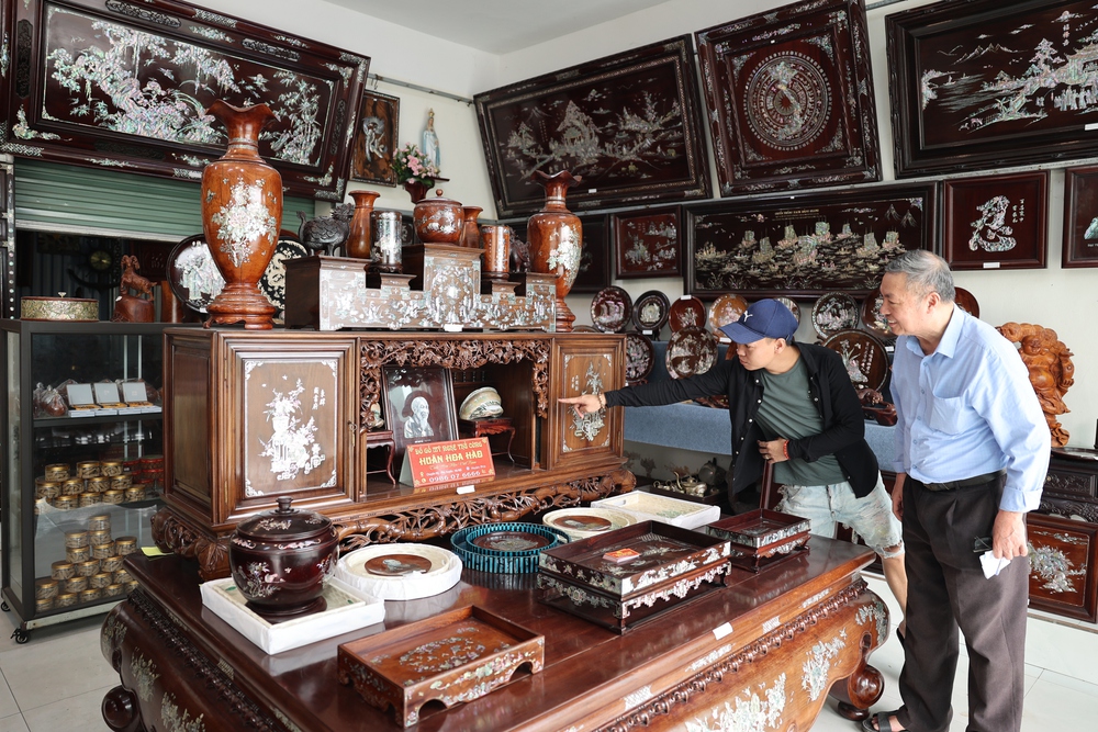 Vì một miền quê đáng sống: Làng nghề khảm trai Chuyên Mỹ vươn ra thế giới - Ảnh 3.
