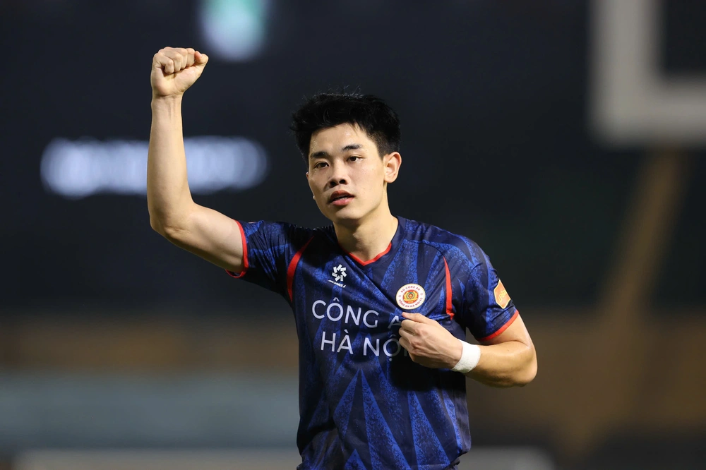 Vòng 23 LPBank V-League 2025/26: CAHN chờ đăng quang, cuộc đua trụ hạng rực lửa - Ảnh 1.