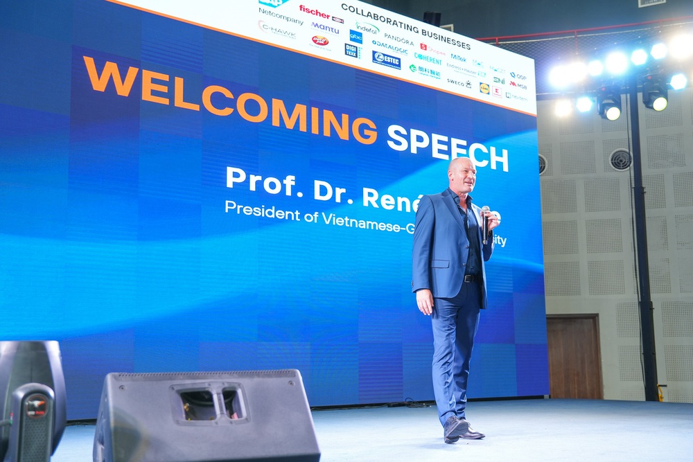 VGU Career Fair 2026: Kết nối sinh viên với hơn 80 cơ hội nghề nghiệp quốc tế - Ảnh 1.