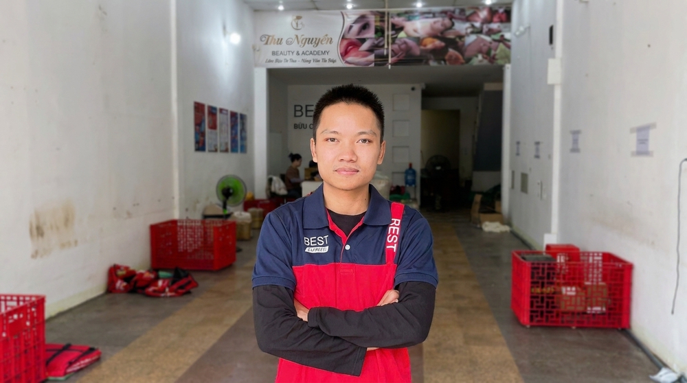 Từ nhân viên điều phối đến làm chủ bưu cục BEST Express: Hành trình kinh doanh số nơi ngã 3 biên giới Kon Tum - Ảnh 1.