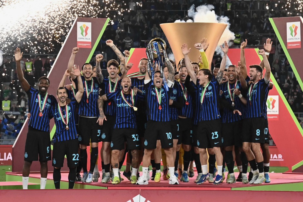 Hiệu ứng domino từ chức vô địch Coppa Italia của Inter Milan - Ảnh 1.
