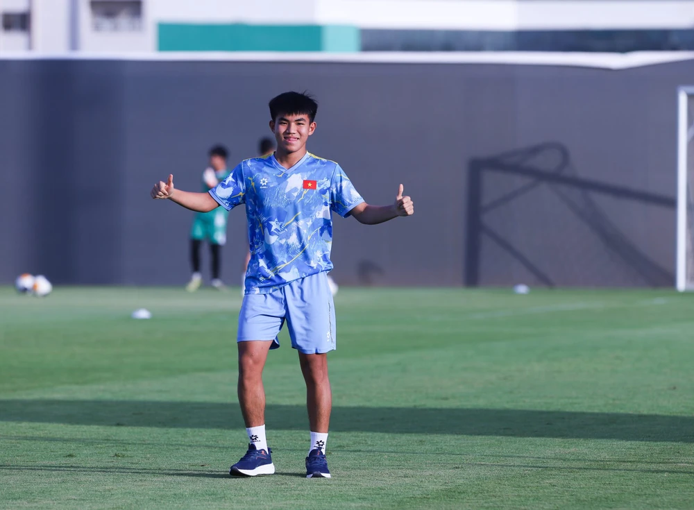 U17 Việt Nam gác niềm vui World Cup, dồn sức đấu Australia - Ảnh 1.