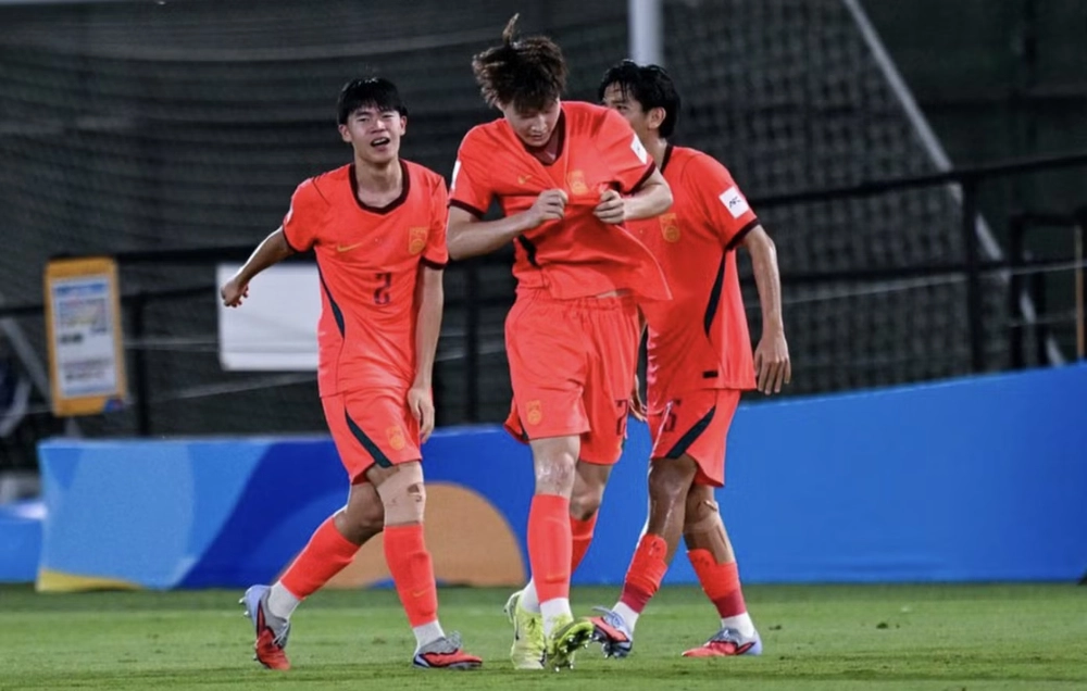 AFC nhận định bất ngờ về vòng tứ kết, U17 Việt Nam tiếp tục hành trình lịch sử - Ảnh 2.