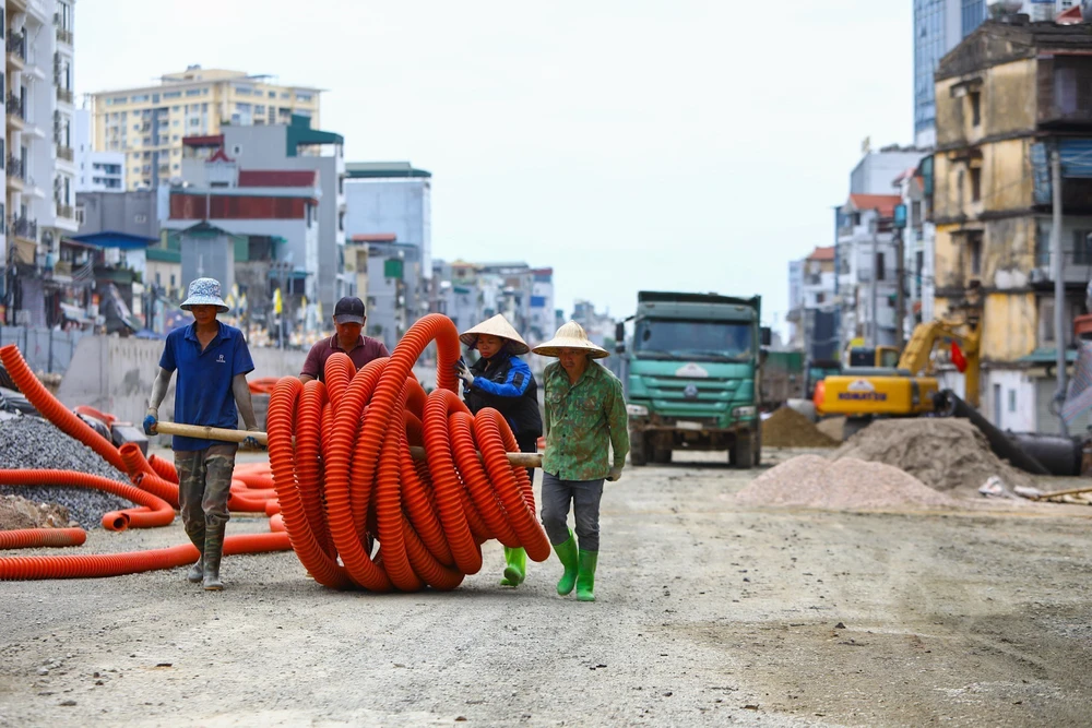 Hà Nội đẩy nhanh tiến độ dự án đường Vành đai 1 Hoàng Cầu – Voi Phục - Ảnh 8.