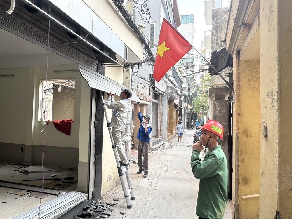 Hà Nội: Phường Thanh Xuân đẩy nhanh bàn giao mặt bằng sạch Dự án Vành đai 2,5 - Ảnh 2.