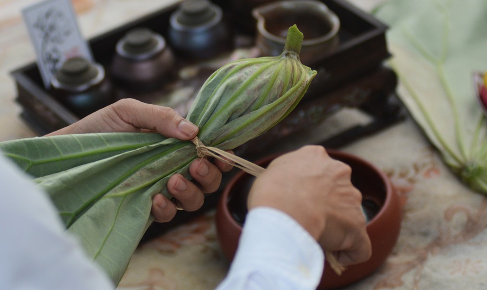 Nét văn hóa độc đáo của trà sen xứ Huế - Ảnh 9.