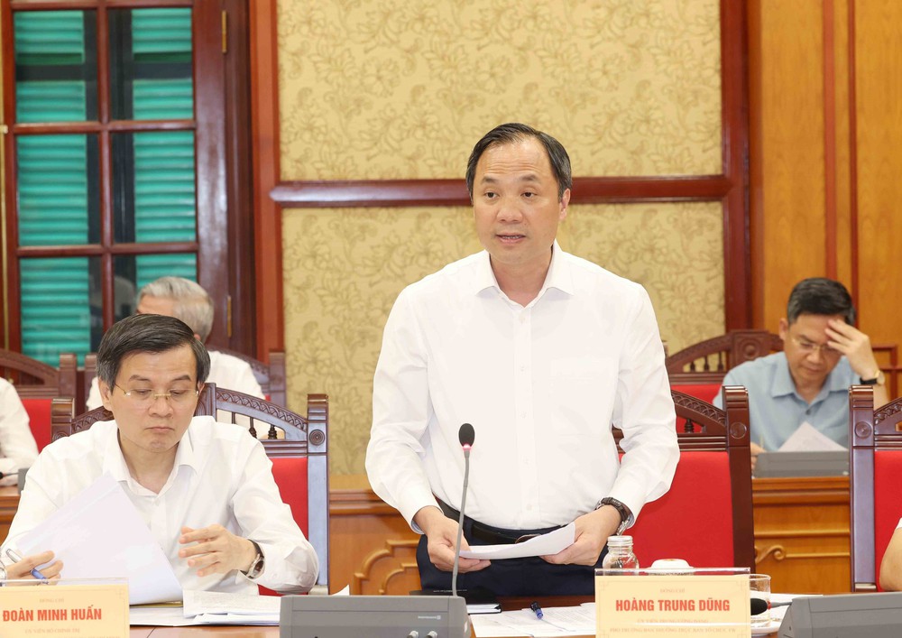 Phiên họp thứ nhất Ban Chỉ đạo Trung ương về sơ kết 1 năm vận hành bộ máy của hệ thống chính trị và chính quyền địa phương 2 cấp - Ảnh 2. Phiên họp thứ nhất Ban Chỉ đạo Trung ương về sơ kết 1 năm vận hành bộ máy của hệ thống chính trị và chính quyền địa phương 2 cấp - Ảnh 2.