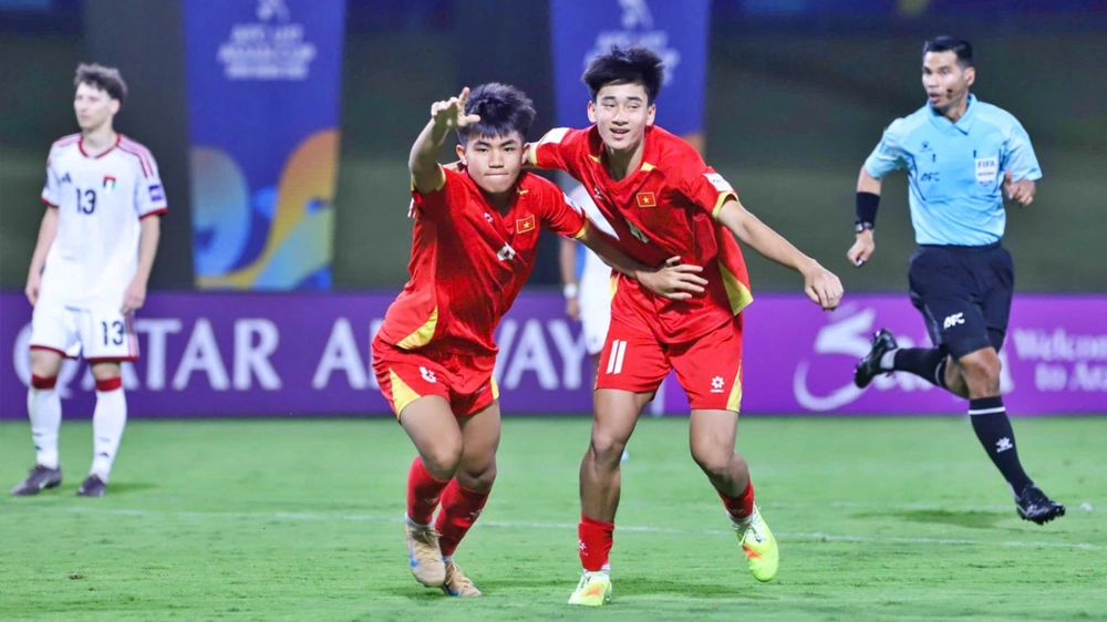 Lịch thi đấu bóng đá U17 châu Á 2026 hôm nay ngày 16/5: U17 Việt Nam vs U17 Úc - Ảnh 1.