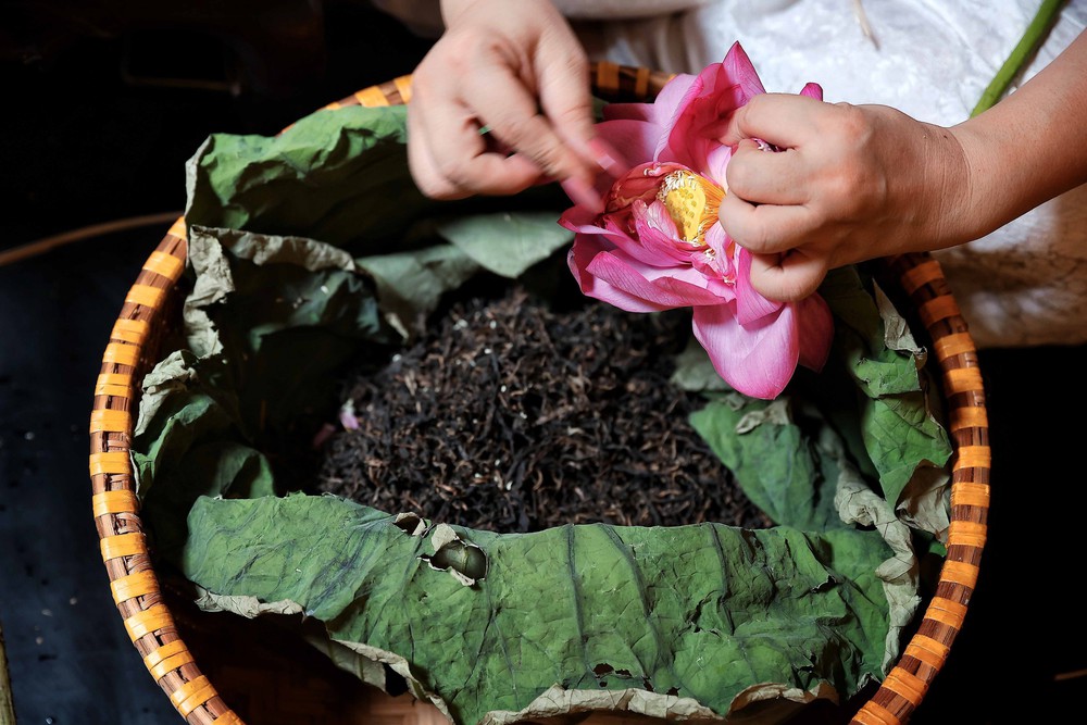 Hương sen lối cũ: Đánh thức không gian trà sen Hà Nội giữa lòng phố cổ - Ảnh 5.