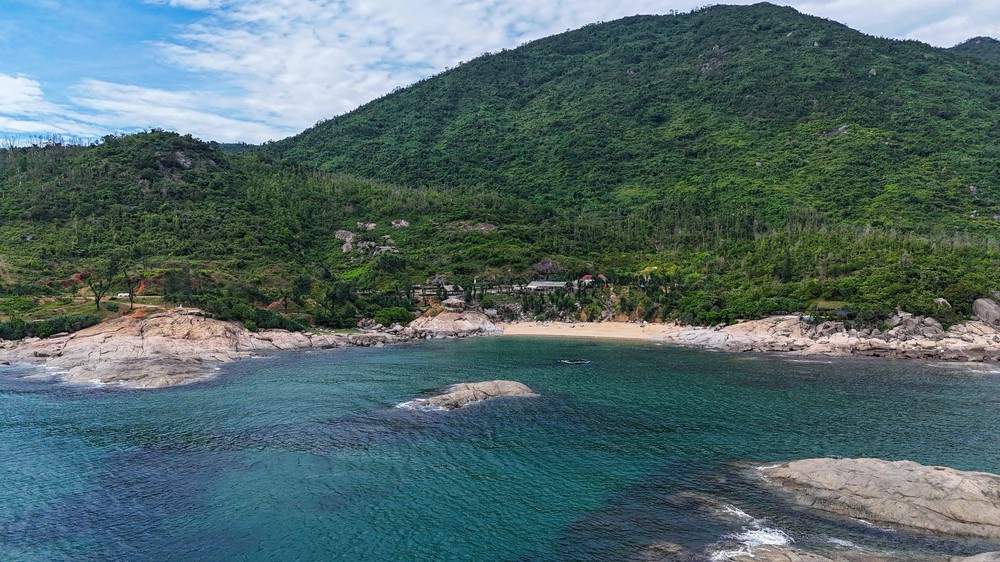 Khám phá vẻ đẹp hoang sơ trên cung đường ven biển Kỳ Xuân (Hà Tĩnh) - Ảnh 2.