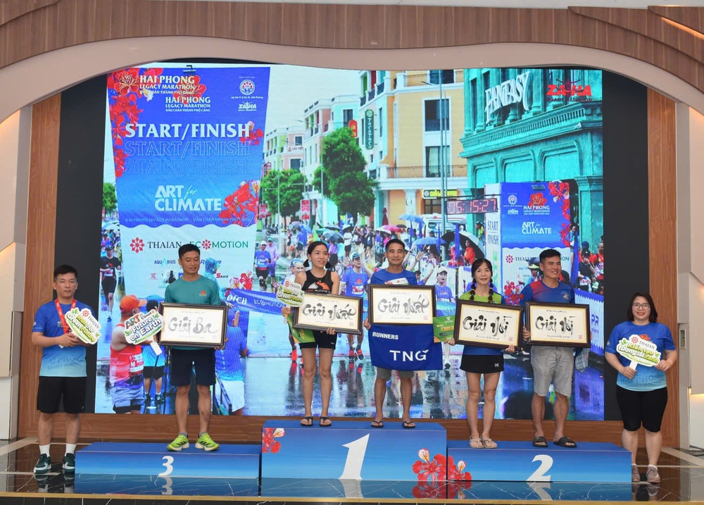 Hồng Lệ và Anh Khôi vô địch giải chạy Hải Phòng Legacy Marathon 2026 - Ảnh 3.