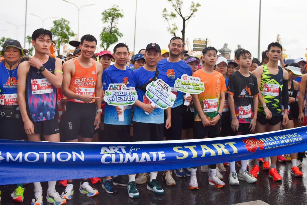 Hồng Lệ và Anh Khôi vô địch giải chạy Hải Phòng Legacy Marathon 2026 - Ảnh 6.