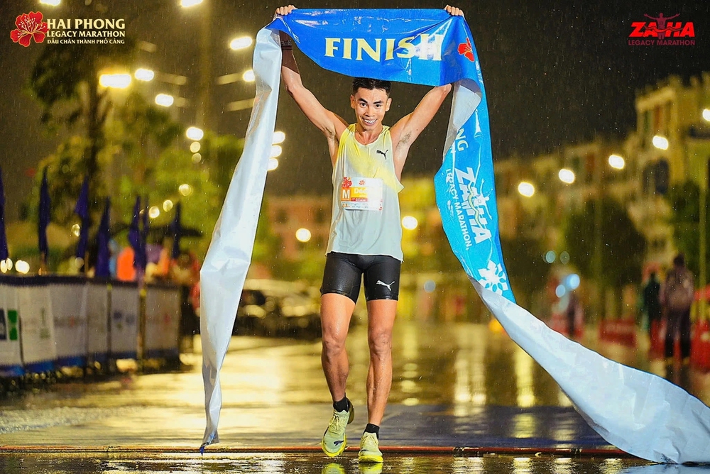 Hồng Lệ và Anh Khôi vô địch giải chạy Hải Phòng Legacy Marathon 2026 - Ảnh 5.