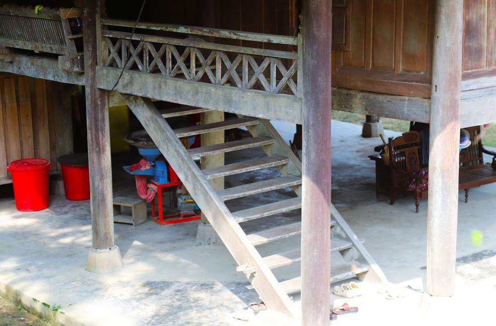Nhà sàn cổ ở Bình Chuẩn – dấu ấn văn hóa người Thái giữa đại ngàn - Ảnh 5.