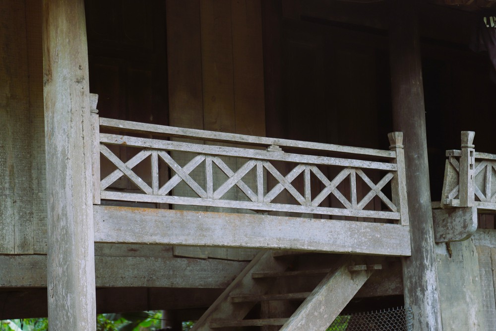 Nhà sàn cổ ở Bình Chuẩn – dấu ấn văn hóa người Thái giữa đại ngàn - Ảnh 4.