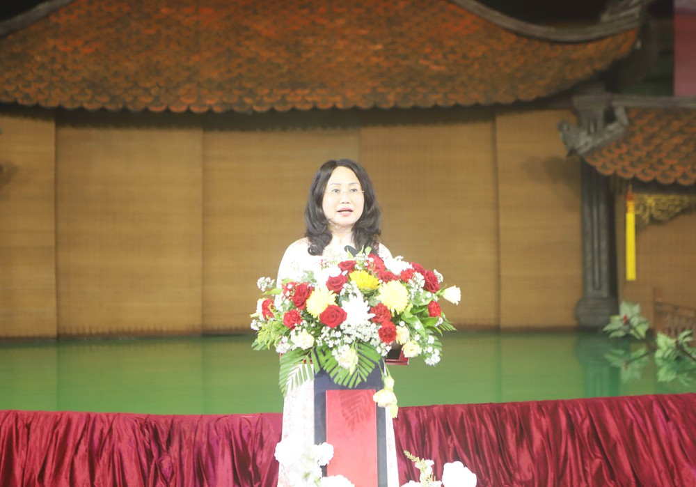 Văn hóa soi đường: Sức sống văn hóa Việt trên đất nước Triệu Voi - Ảnh 1.