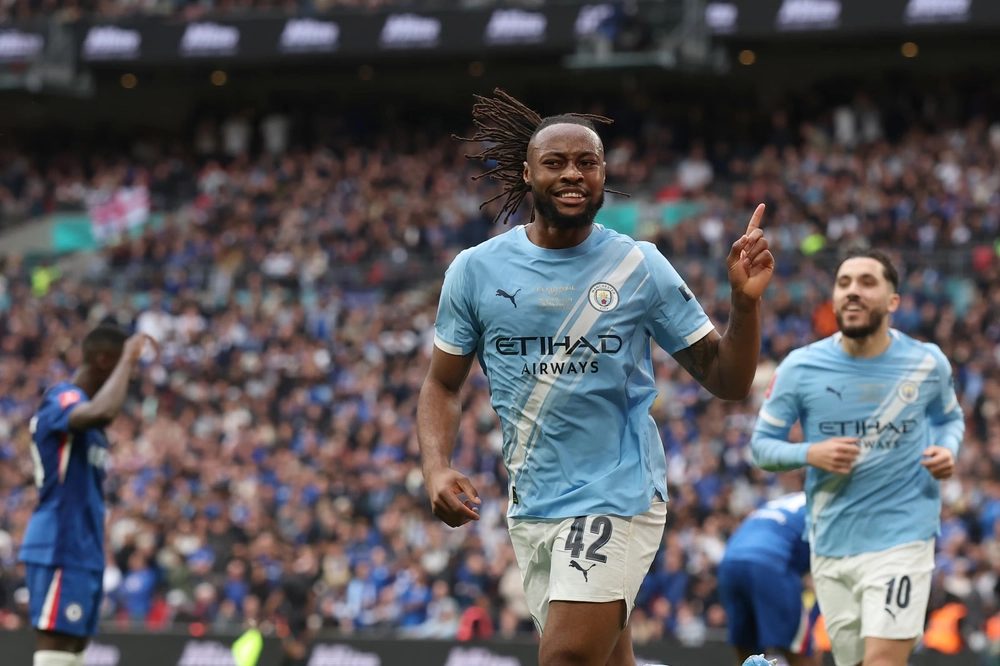 01h30 ngày 20/5, sân Vitality, Bournemouth - Man City: Hành trình của Semenyo và khát khao vô địch - Ảnh 1. 01h30 ngày 20/5, sân Vitality, Bournemouth - Man City: Hành trình của Semenyo và khát khao vô địch - Ảnh 1.