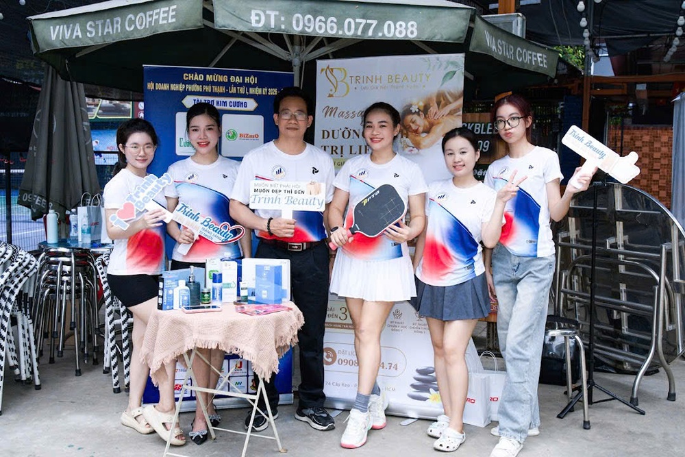 Pickleball vào tận ngõ ngách công sở - Ảnh 4.