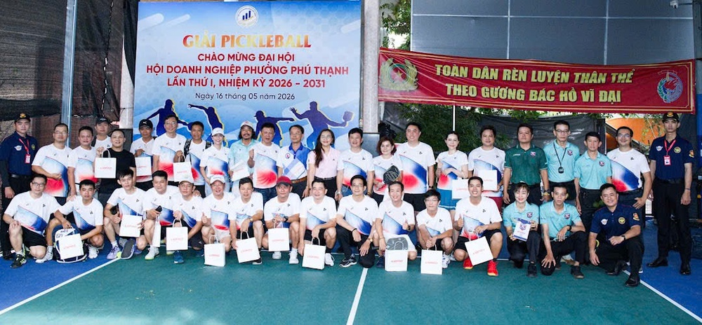 Pickleball vào tận ngõ ngách công sở - Ảnh 6.