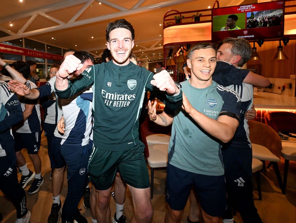 Arsenal vô địch Ngoại hạng Anh: Một cuộc chuyển giao quyền lực đang diễn ra - Ảnh 2.