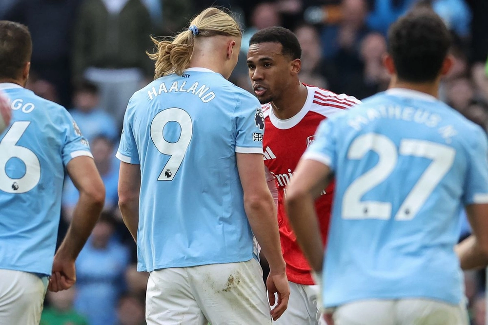 Những khoảnh khắc then chốt giúp Arsenal vô địch Premier League - Ảnh 6.