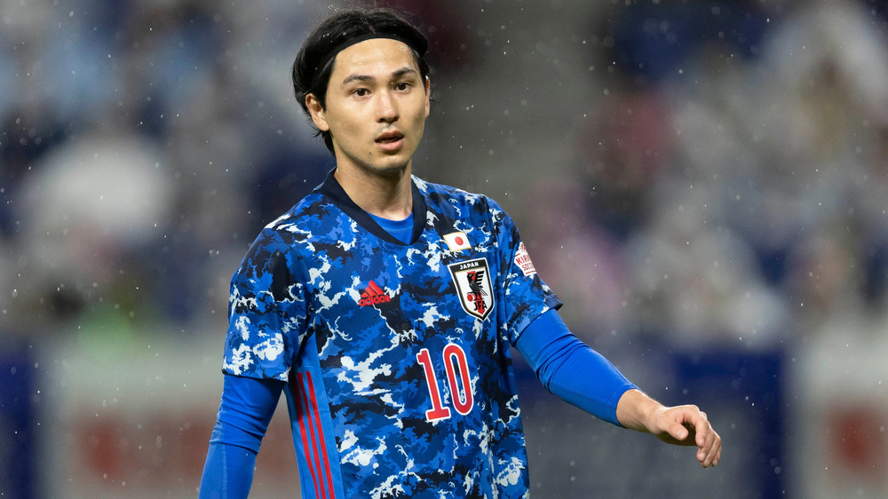 Nhật Bản chơi 'ván bài tinh thần' ở World Cup 2026: Gọi Minamino dù không thể thi đấu - Ảnh 1.