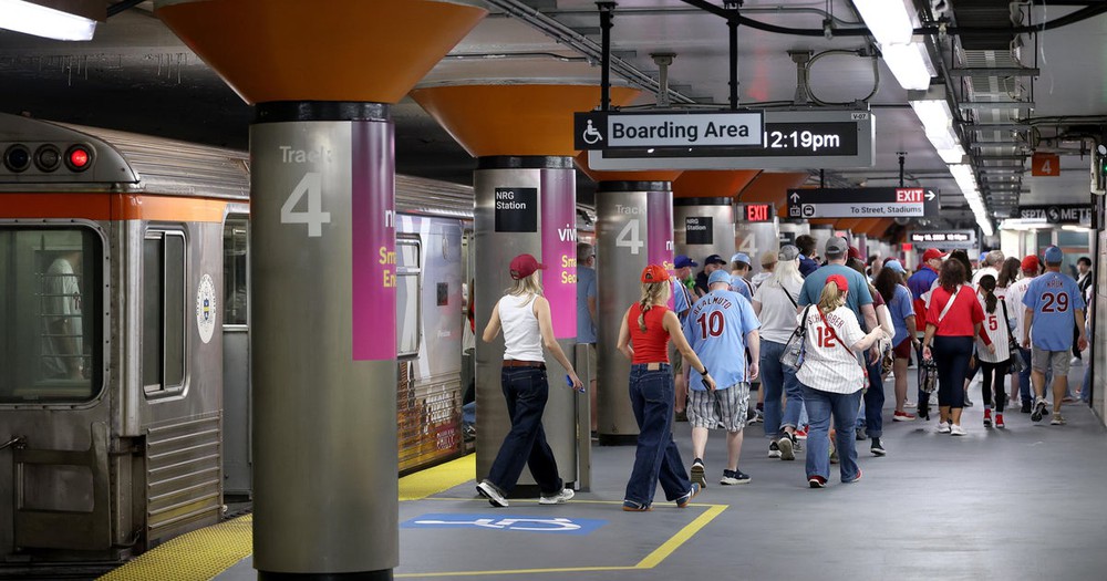 World Cup 2026: Mỹ miễn phí dịch vụ giao thông công cộng cho người hâm mộ tại Philadelphia - Ảnh 2. World Cup 2026: Mỹ miễn phí dịch vụ giao thông công cộng cho người hâm mộ tại Philadelphia - Ảnh 2.
