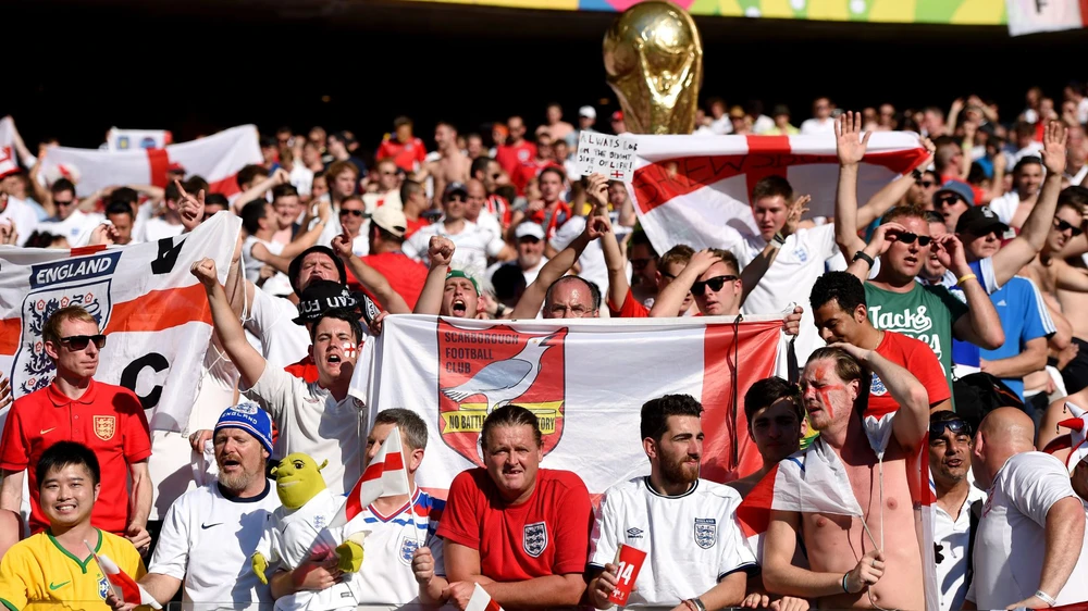 World Cup và bài toán kinh tế thể thao: 'Mỏ vàng' tỷ USD hay canh bạc đắt đỏ của các quốc gia? - Ảnh 1.