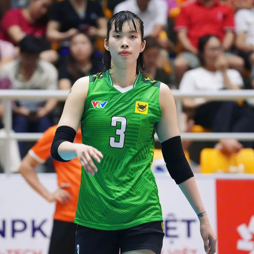 Theo HLV Giang Tô, Thanh Thúy vẫn duy trì đẳng cấp của một tay đập hàng đầu khu vực nhờ khả năng ghi điểm toàn diện cùng kinh nghiệm thi đấu quốc tế dày dạn