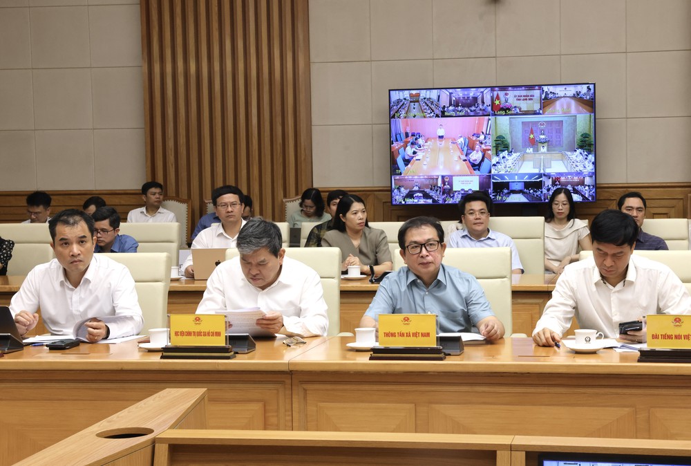 Phó Thủ tướng Hồ Quốc Dũng: Tập trung tháo gỡ vướng mắc, đẩy nhanh giải ngân vốn trong lĩnh vực khoa học công nghệ - Ảnh 4. Phó Thủ tướng Hồ Quốc Dũng: Tập trung tháo gỡ vướng mắc, đẩy nhanh giải ngân vốn trong lĩnh vực khoa học công nghệ - Ảnh 4.
