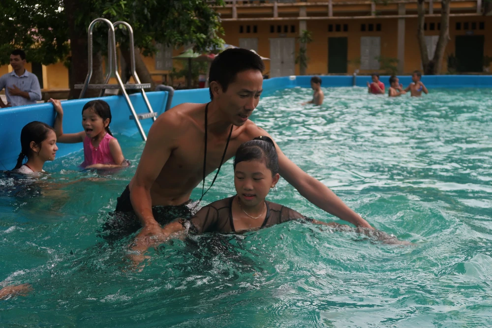 Công điện của Thủ tướng Chính phủ về tăng cường công tác phòng, chống đuối nước đối với trẻ em - Ảnh 1.