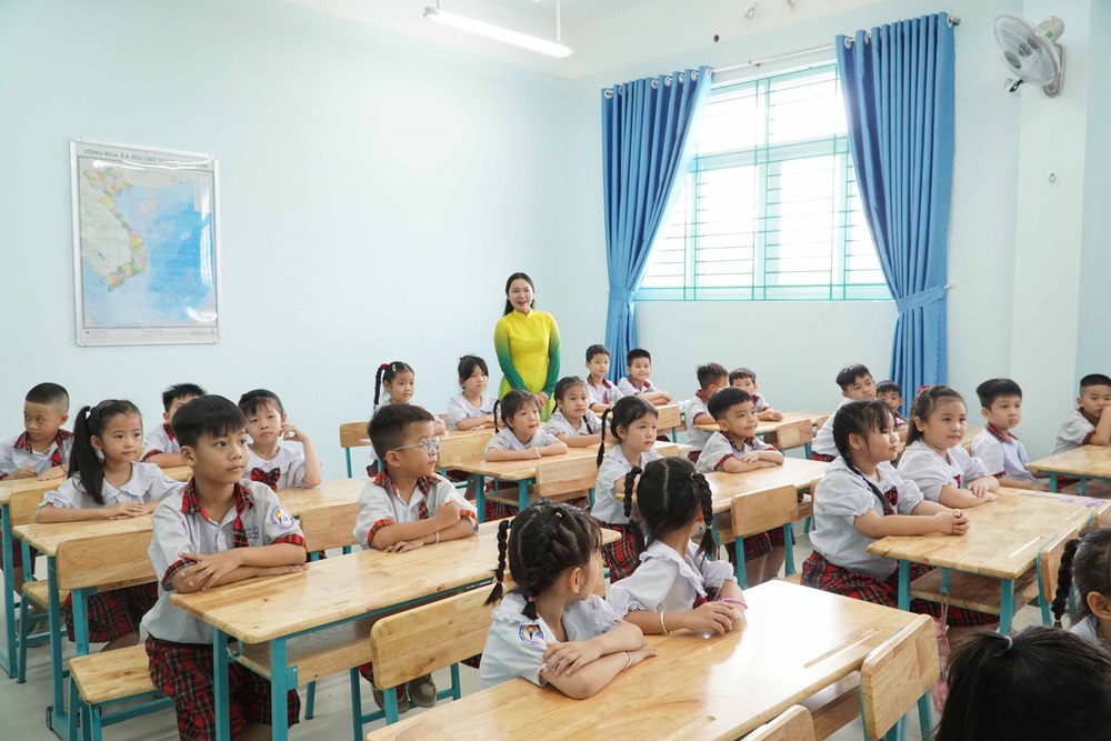 Thành phố Hồ Chí Minh: Thi đua cao điểm đáp ứng yêu cầu về trường lớp năm học 2026 - 2027 - Ảnh 7. Thành phố Hồ Chí Minh: Thi đua cao điểm đáp ứng yêu cầu về trường lớp năm học 2026 - 2027 - Ảnh 7.