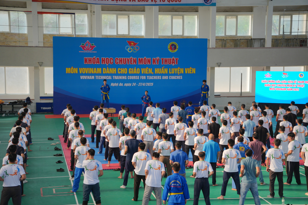 87% thanh thiếu niên Việt Nam chưa đạt mức vận động thể chất khuyến nghị - Ảnh 2. 87% thanh thiếu niên Việt Nam chưa đạt mức vận động thể chất khuyến nghị - Ảnh 2.