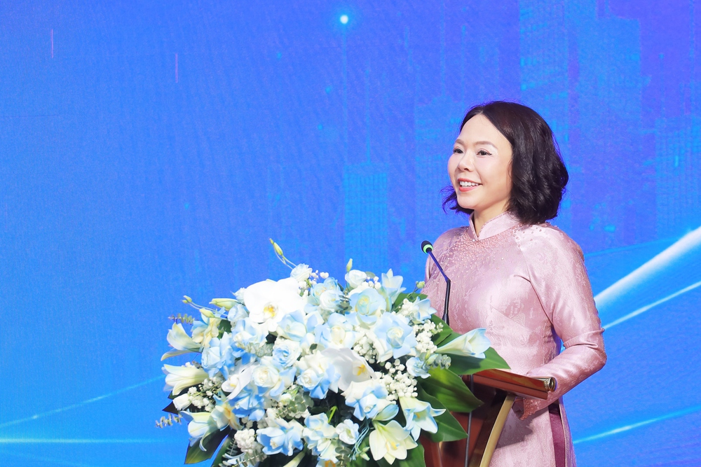 Năng lực số - đột phá chiến lược nâng tầm giáo dục và đào tạo trong kỷ nguyên mới - Ảnh 1. Năng lực số - đột phá chiến lược nâng tầm giáo dục và đào tạo trong kỷ nguyên mới - Ảnh 1.