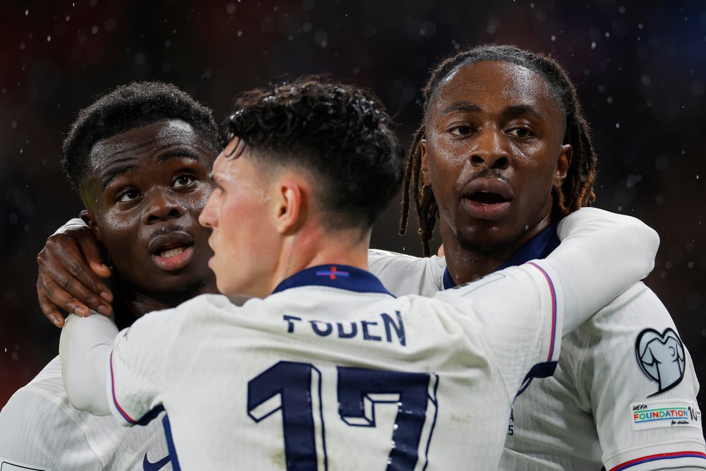 Tin nóng thể thao tối 21/5: Luis Enrique khen Arsenal 'hay nhất thế giới', Neymar chấn thương trước thềm World Cup 2026 - Ảnh 3. Tin nóng thể thao tối 21/5: Luis Enrique khen Arsenal 'hay nhất thế giới', Neymar chấn thương trước thềm World Cup 2026 - Ảnh 3.