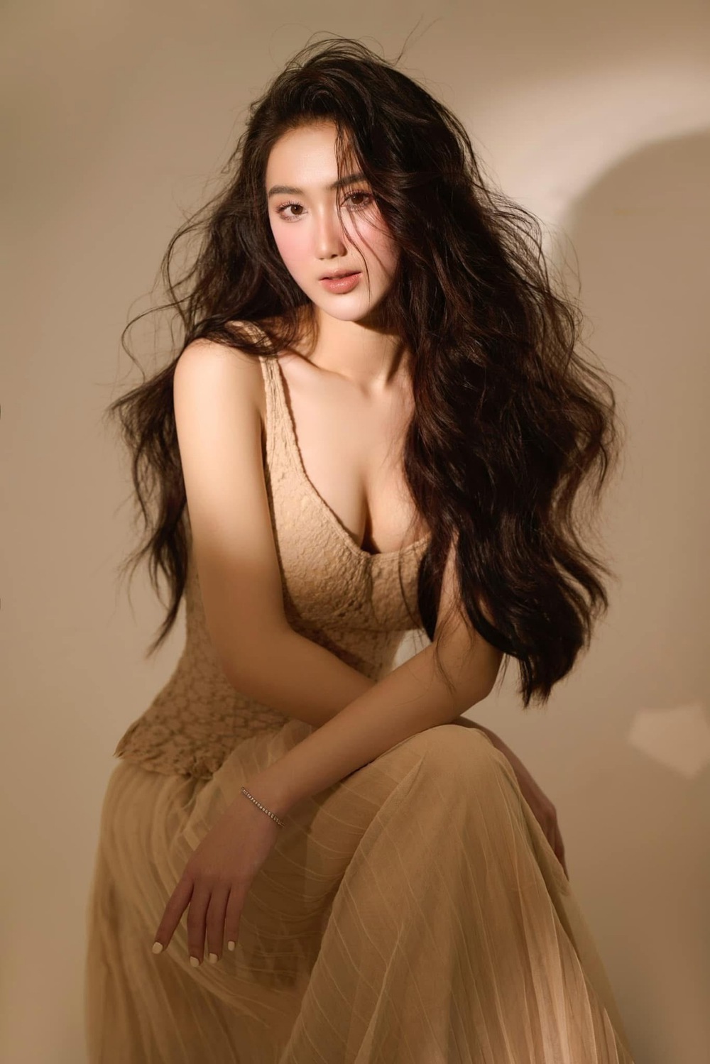 "Khí chất tựa minh tinh" của thủ khoa Sân khấu điện ảnh Lê Trần Thanh Tâm  - Ảnh 2.